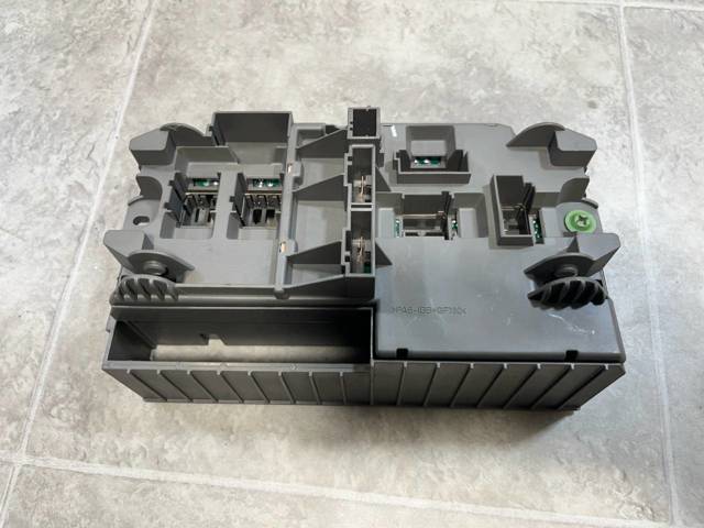 61149145115 BMW Блок предохранителей купить в Харьков