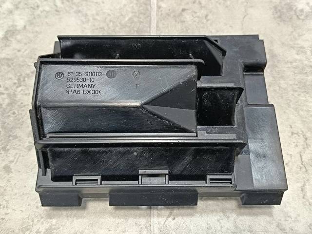 61359110113 BMW Молдинг стекла заднего купить в Николаев