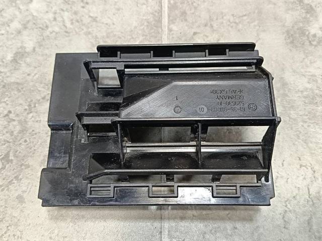 Накладка заднего стекла 61359110113 BMW