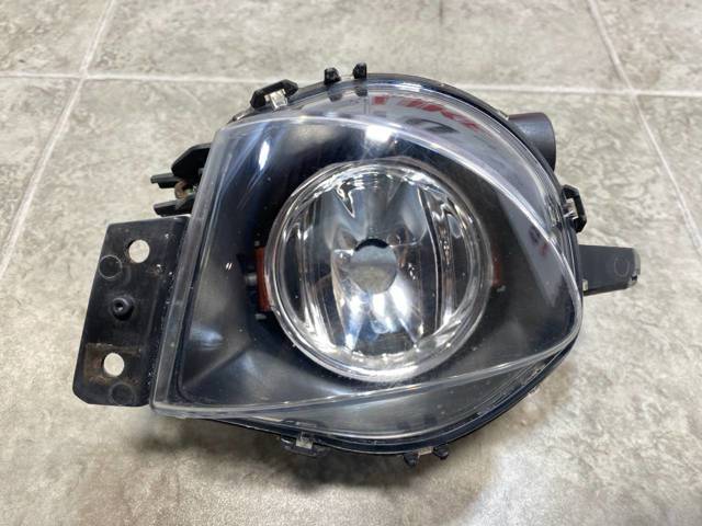 Противотуманка левая 63176948373 BMW