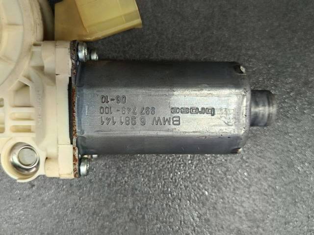 BMW 67626981141 Мотор стеклоподъемника двери передней левой в наличии Чернигов