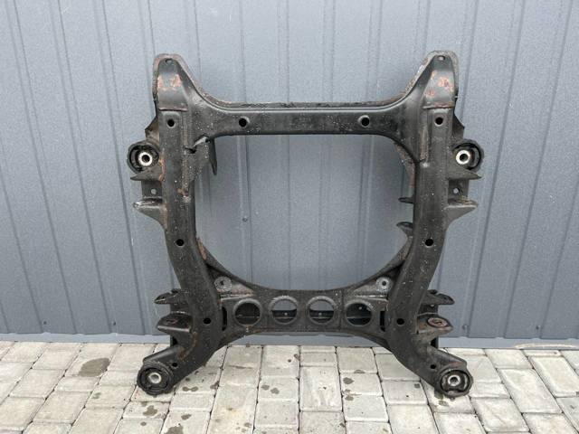 Передняя балка 7L0499030Q VAG