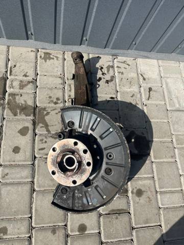 Ось передняя и поворотные кулаки 7L8407258A VAG