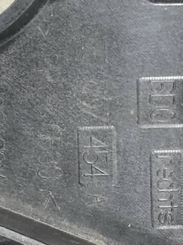 VAG 8E5807454A Направляющая заднего бампера правая в наличии Одесса