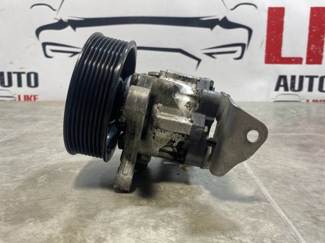 MERCEDES A0044668301 Насос ГУР в наличии Черновцы