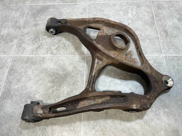 A1643500606 MERCEDES Рычаг задней подвески нижний левый купить в Тернополь
