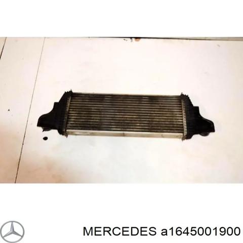 Охладитель наддувочного воздуха A1645001900 MERCEDES