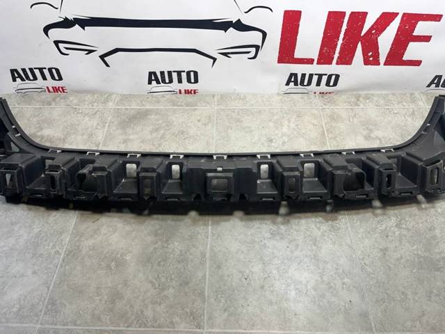 MERCEDES A1648850065 Кронштейн бампера заднего центральный в наличии Полтава