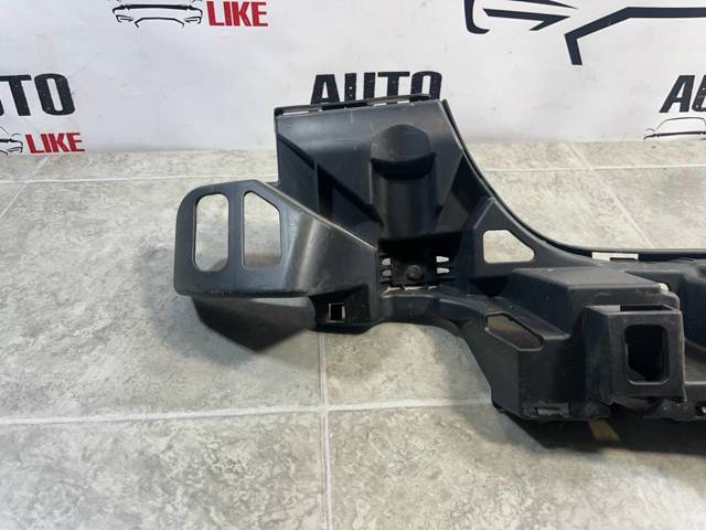 A1648850065 MERCEDES Кронштейн бампера заднего центральный купить в Кривой Рог