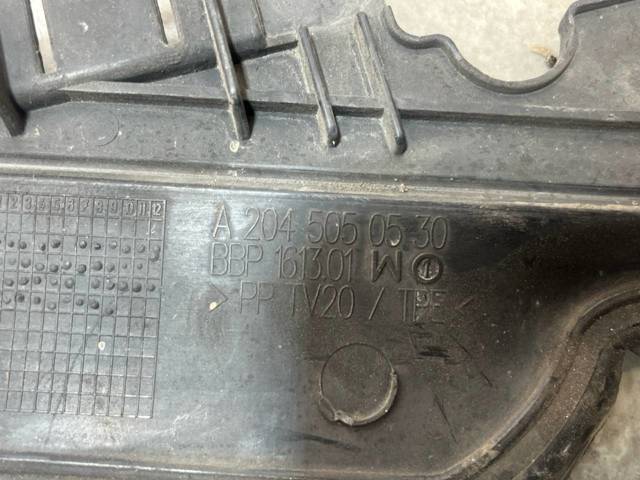 MERCEDES A2045050530 Воздуховод (дефлектор) радиатора в наличии Одесса