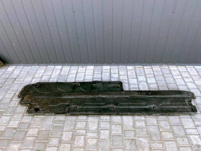 A2046101308 MERCEDES Защита днища левая купить в Житомир
