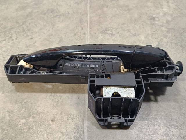 MERCEDES A20476002709197 Ручка двери правой наружная передняя/задняя в наличии Тернополь