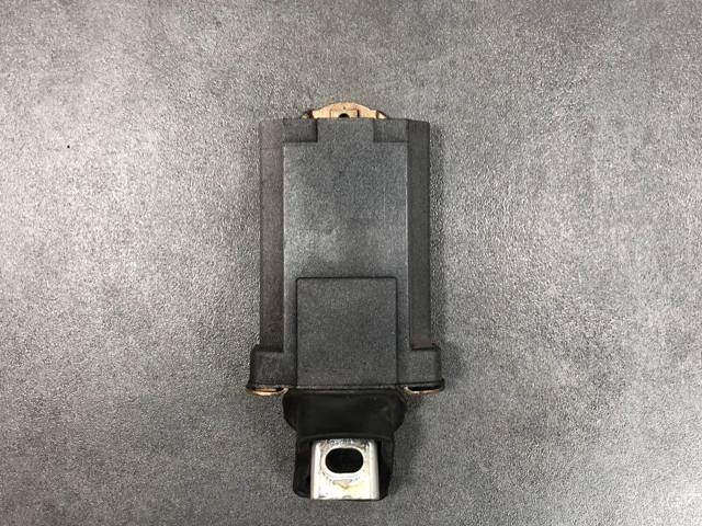 MERCEDES A2107200116 Ограничитель открывания двери передний в наличии Киев