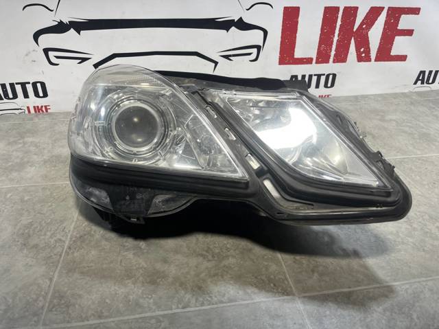A2128201039 MERCEDES Правая фара купить в Черкассы