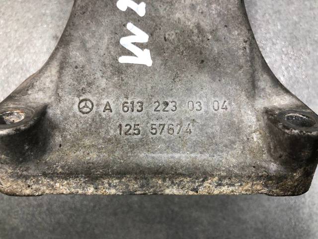 MERCEDES A6132230304 в наличии Винница
