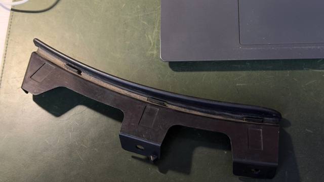 PORSCHE 95B853828A в наличии Тернополь