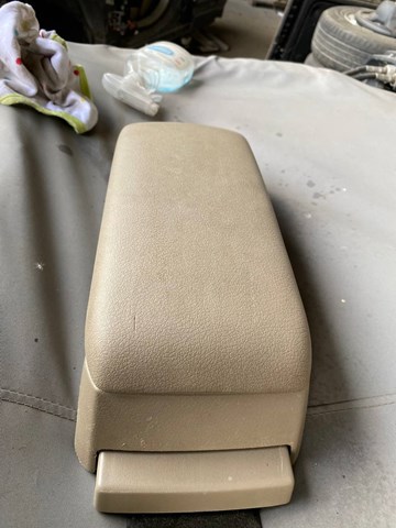Подлокотник заднего сидения 1WN92DK2AA CHRYSLER