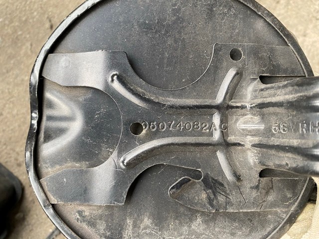 5074082AC CHRYSLER Лючок бензобака купить в Одесса