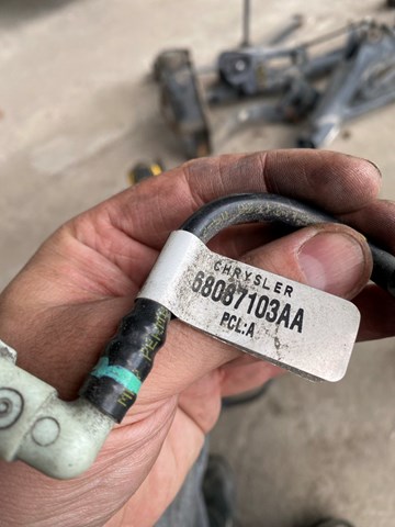 CHRYSLER 68087103AA в наличии Хмельницкий