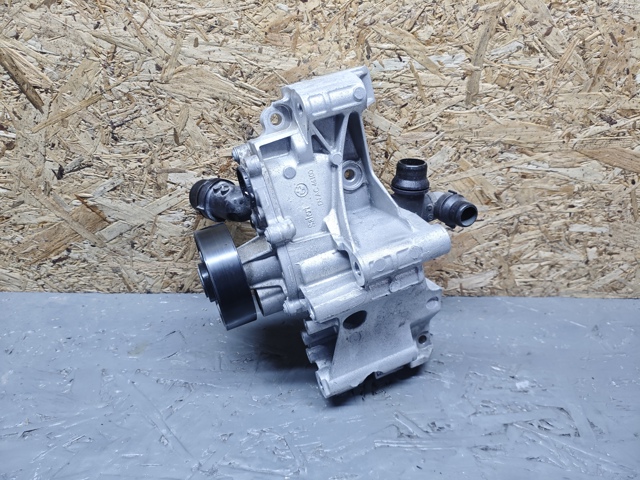 Насос охлаждения 11518650988 BMW