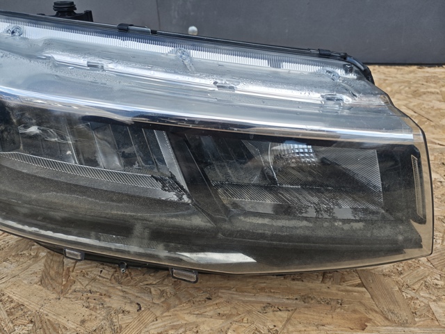 2GJ941036 VAG Правая фара купить в Николаев