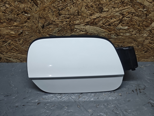 Лючок (дверца) бензобака 3G8809909A VAG