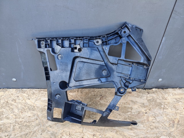 BMW 51127427967 Направляющая заднего бампера левая в наличии Полтава