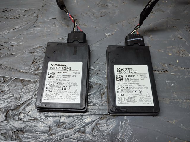 Датчик контроля мертвой зоны, задний 68307162AG CHRYSLER