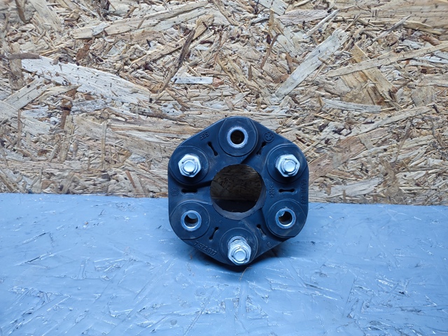 7522027 BMW Муфта кардана эластичная передняя купить в Николаев
