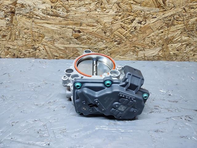 Дроссельная заслонка 8601651 BMW