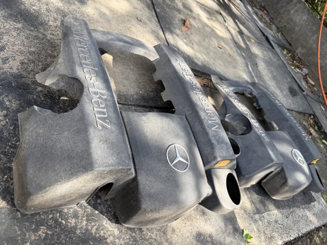 A1120100067 MERCEDES Крышка двигателя купить в Ровно