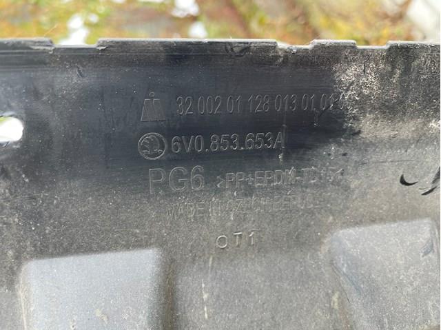 VAG 6V0853653A Решетка радиатора в наличии Черновцы
