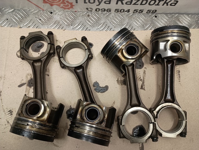 VAG 038107065KK Поршень в комплекте на 1 цилиндр, STD в наличии Одесса