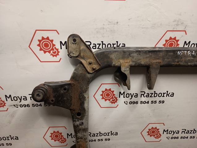 OPEL 13192886 Подрамник передний в наличии Ужгород