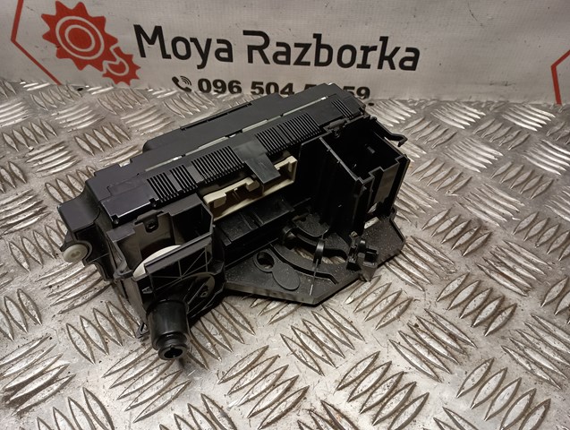 VAG 1K0820047DF Блок управления кондиционером в наличии Украина