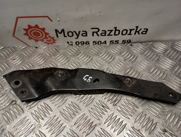 5K0806930B VAG Кронштейн суппорта радиатора верхний купить в Ровно