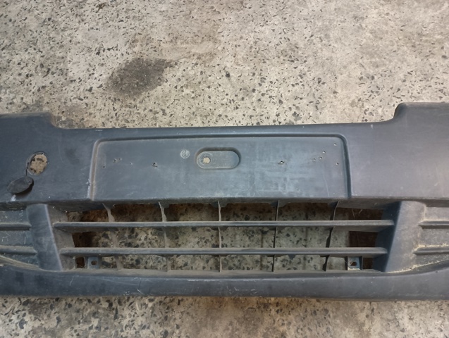 620100102R RENAULT Бампер передний купить в Киев