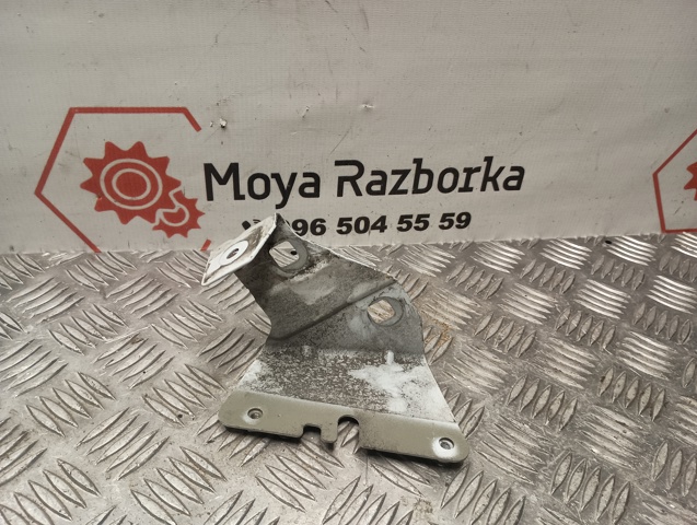 631443702R RENAULT Кронштейн крепления крыла переднего правого передний купить в Каменское
