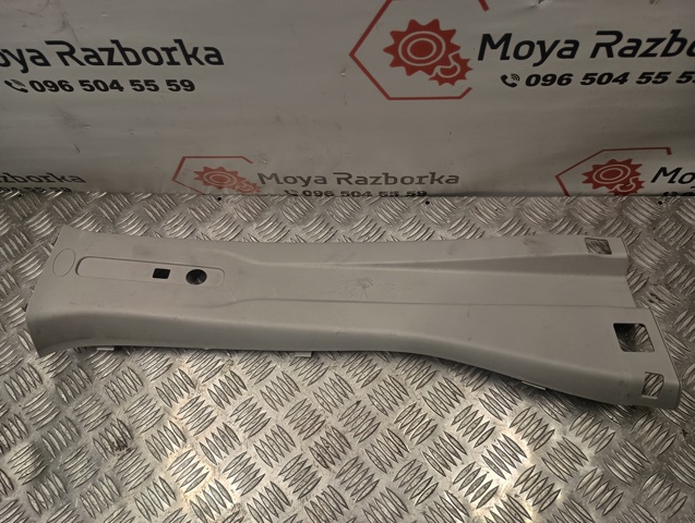 769135169R Обшивка стойки кузова внутренняя средняя правая купить Черновцы