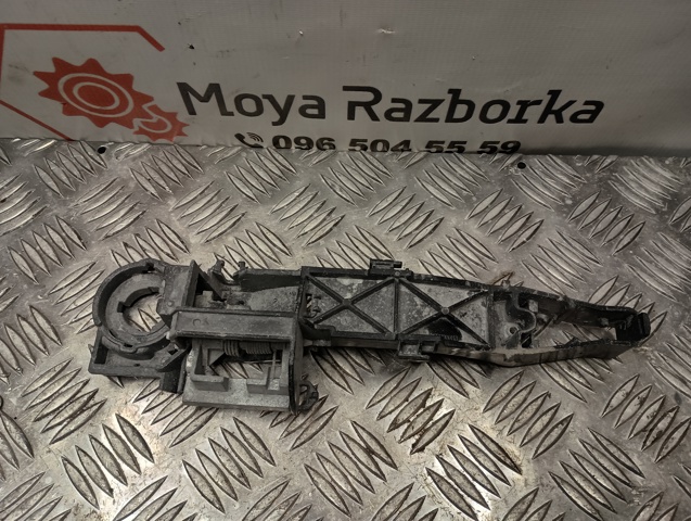 806070377R RENAULT Держатель наружной ручки двери задней левой купить в Одесса