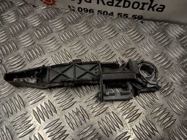 RENAULT 8200766683 Держатель наружной ручки двери передней правой в наличии Полтава