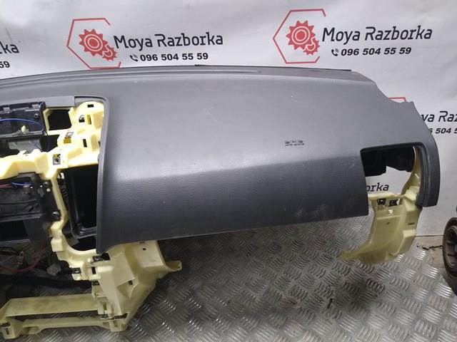 HYUNDAI 847103E012CQ Торпедо в наличии Винница