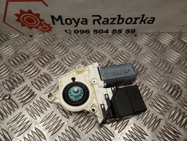 VAG 993424200 Мотор стеклоподъемника двери задней левой в наличии Каменское