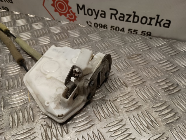 MAZDA DF7359310C Замок водительской двери в наличии Черкассы