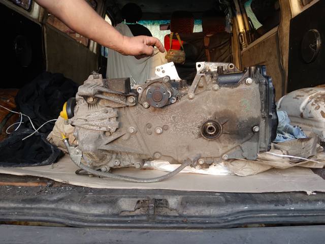 RENAULT 111507762R Направляющая щупа-индикатора уровня масла в двигателе в наличии Черновцы