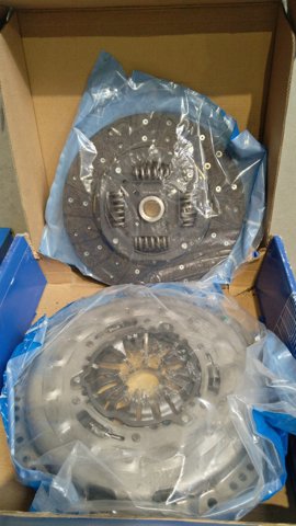 SACHS 3000950733 Комплект сцепления в наличии Николаев