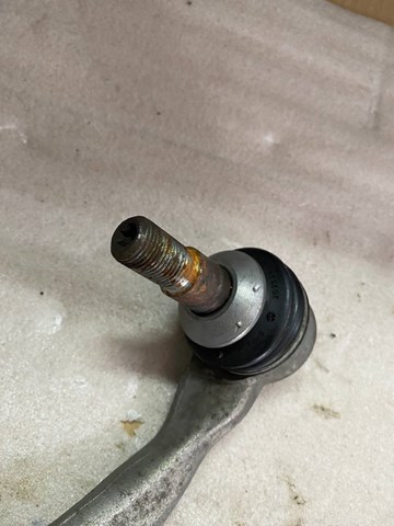 31106890904 BMW Рычаг передней подвески нижний правый купить в Винница