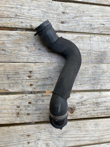 4M0122101DR VAG Патрубок радиатора купить в Черкассы