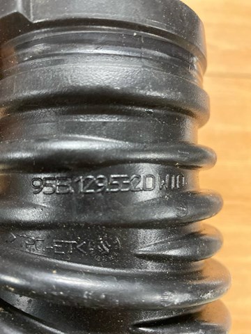 PORSCHE 95B129532D в наличии Одесса