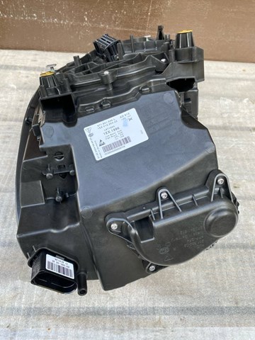 971941040L PORSCHE Правая фара купить в Каменское